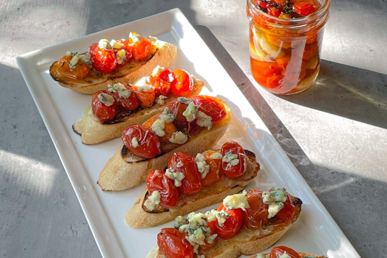 Domatesli Confit Tost