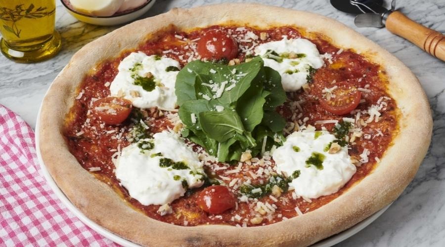 Burrata Peynirli Pizza